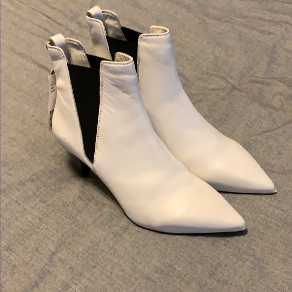 H&M STUDIO, 💯 LEATHER, pointy white boots